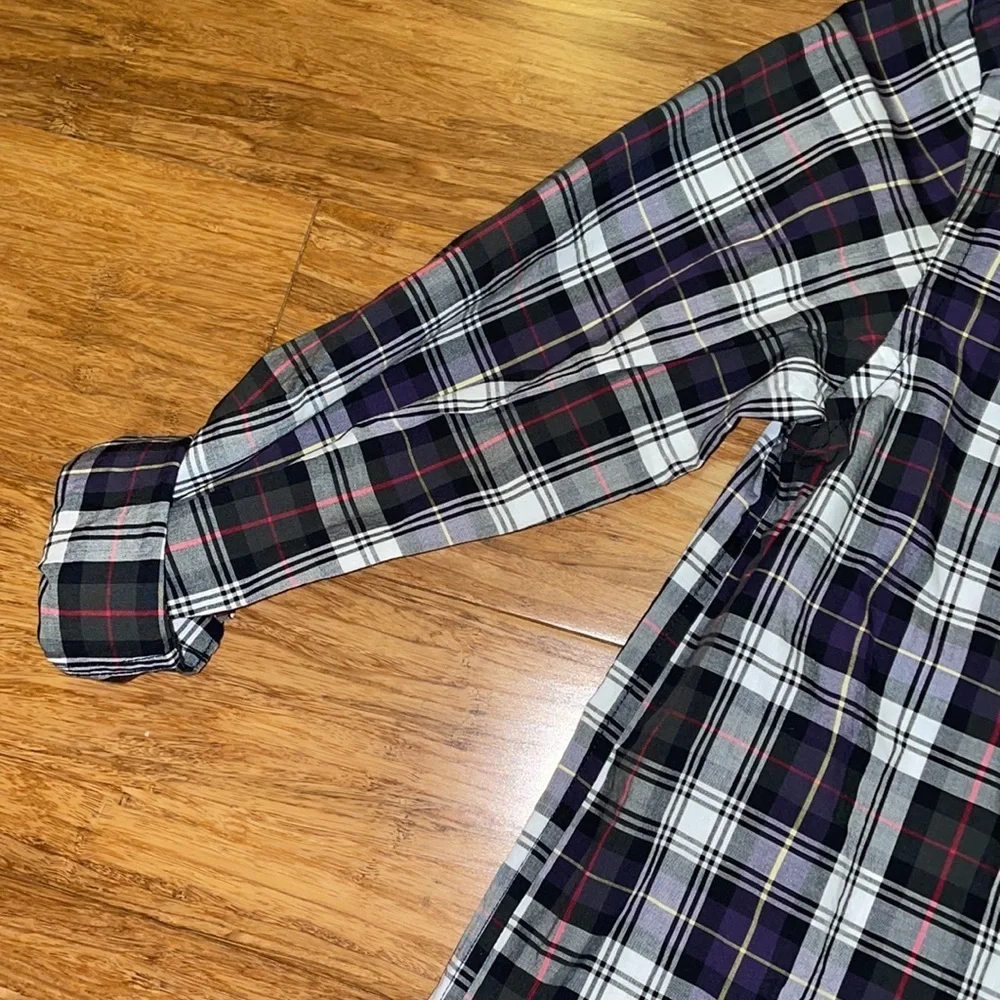 NWOT Ralph Lauren boys navy plaid long sleeved button down shirt size 8.